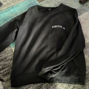 only worn a couple times, has a tiny hole on the side
